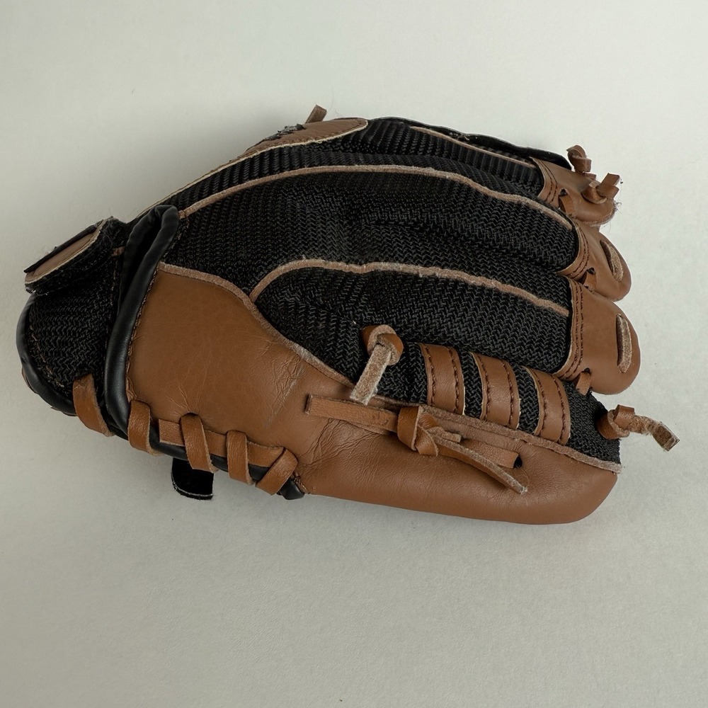 Adidas Glove Youth 10.5 RHT Leather Baseball Mitt Black &Brown TS 9500 BR